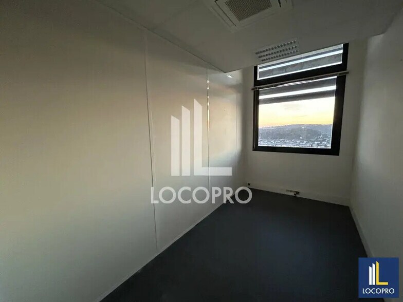 5 Chemin Des Presses, Cagnes-sur-Mer à louer - Photo de l’immeuble – Image 2 sur 6
