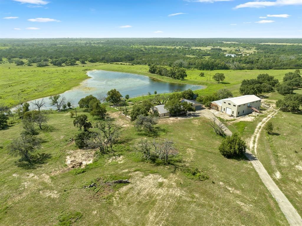 1560 County Road 287, Liberty Hill, TX à louer Photo de l’immeuble– Image 1 sur 19