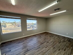 3227 Meade Ave, Las Vegas, NV à louer Photo intérieure– Image 2 sur 7