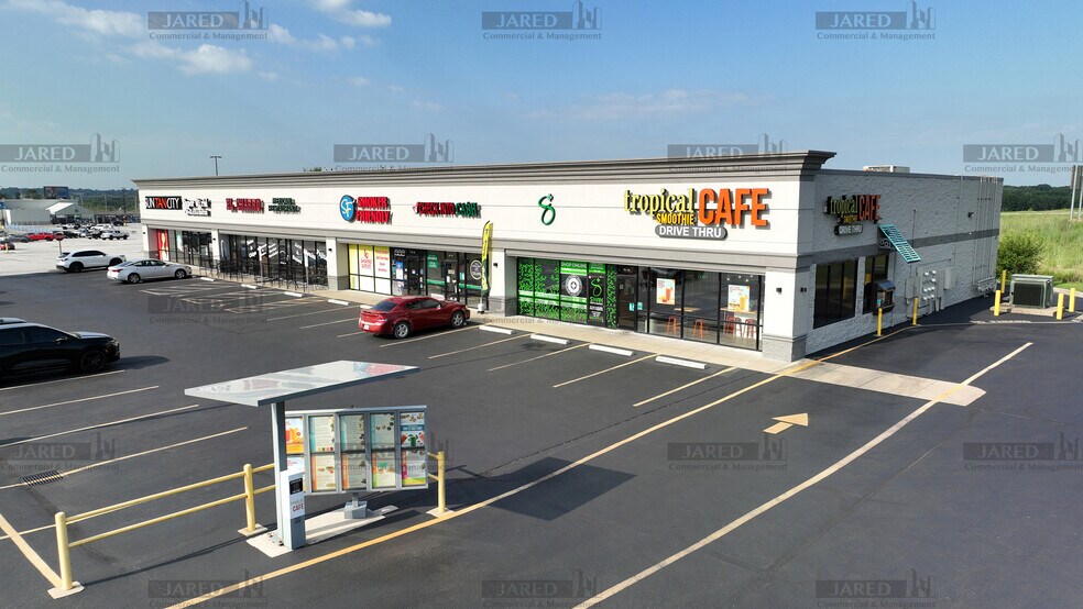 1721 S 20th St, Ozark, MO à louer - Photo de l’immeuble – Image 3 sur 5