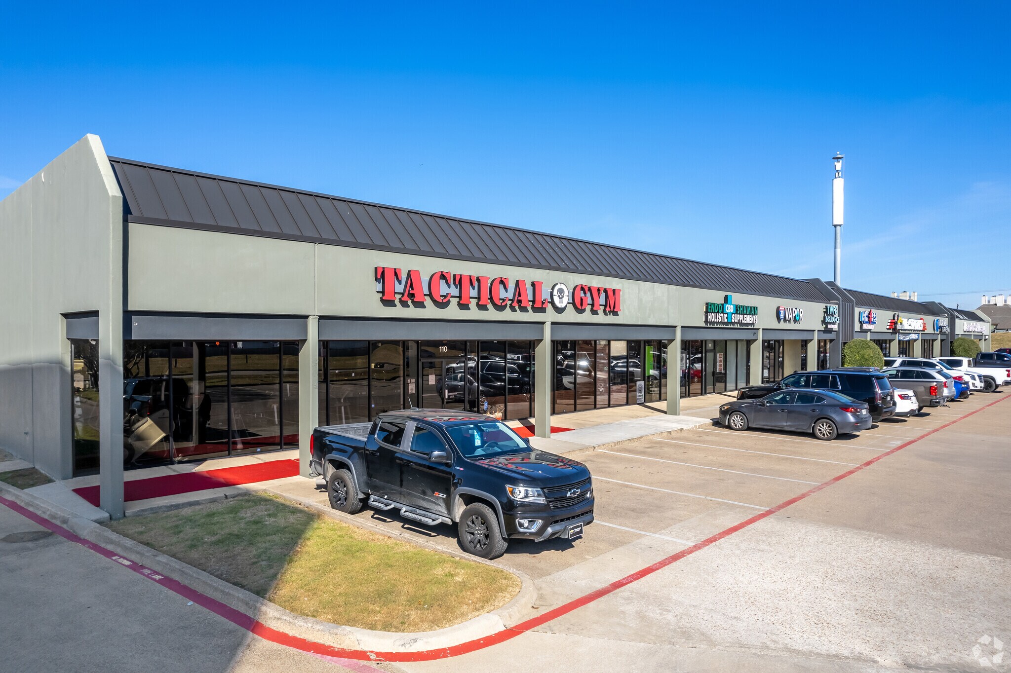 1529 E Interstate 30, Garland, TX à louer Photo de l’immeuble– Image 1 sur 7