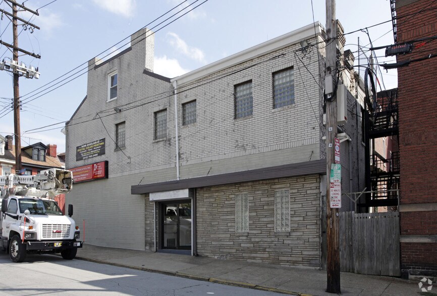 1700 Forbes Ave, Pittsburgh, PA à vendre - Photo de l’immeuble – Image 2 sur 4