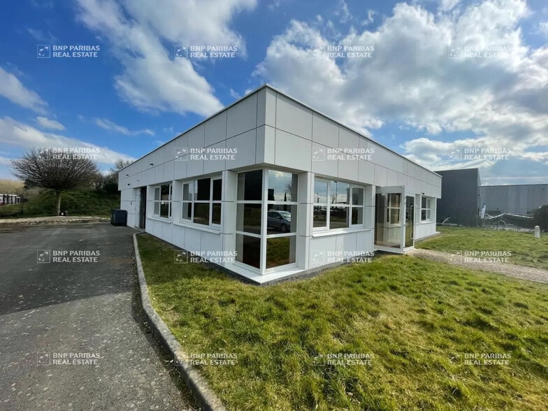 14 Rue De L'Aiguillage, La Mézière à louer - Photo de l’immeuble – Image 1 sur 11
