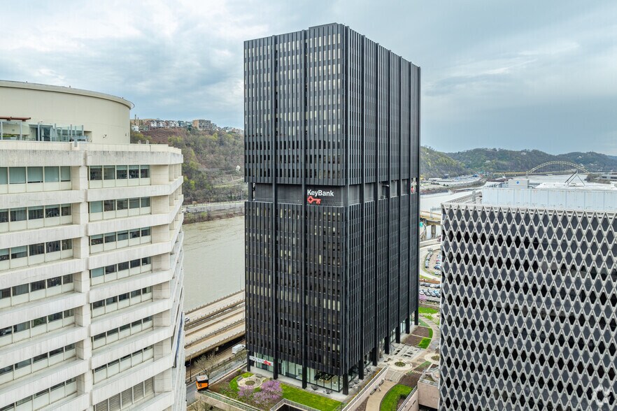 11 Stanwix St, Pittsburgh, PA à louer - Photo de l’immeuble – Image 2 sur 8