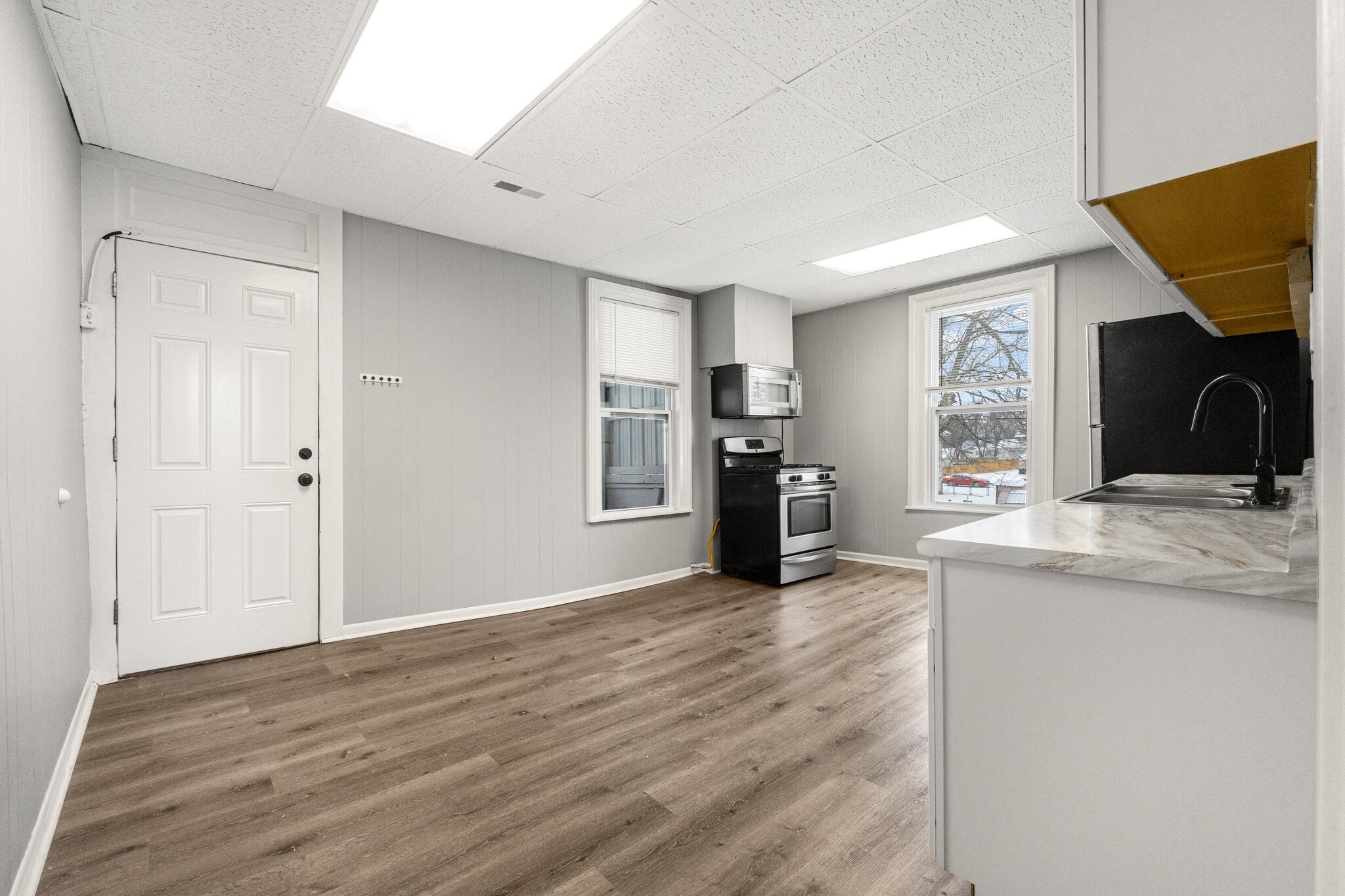 405 S Wayne St, Waterloo, IN à vendre Photo principale– Image 1 sur 41