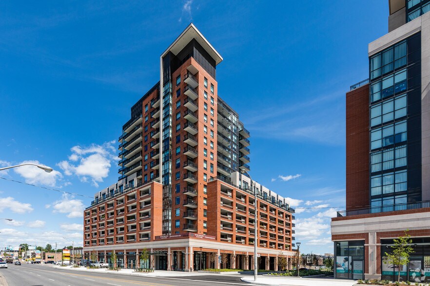 3091 Dufferin St, Toronto, ON à vendre - Photo principale – Image 1 sur 4