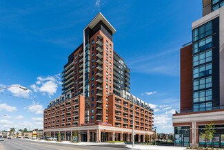 Plus de détails pour 3091 Dufferin St, Toronto, ON - Logement à vendre