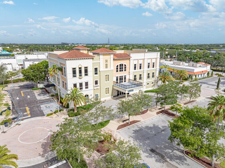 4848 Coconut Creek Pky, Coconut Creek, FL à louer - Photo de l’immeuble – Image 2 sur 44