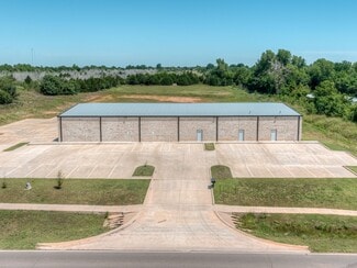 Plus de détails pour 3303 NE 23rd St, Oklahoma City, OK - Sports et loisirs à vendre