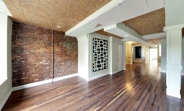 218 Lenox Ave, New York, NY à louer Photo intérieure– Image 1 sur 4