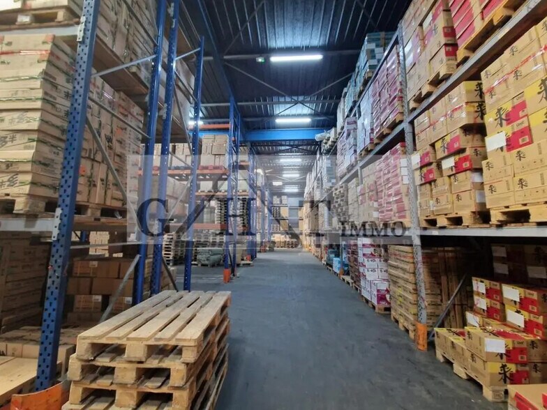 Bureau dans Sarcelles à louer - Photo de l’immeuble – Image 2 sur 10