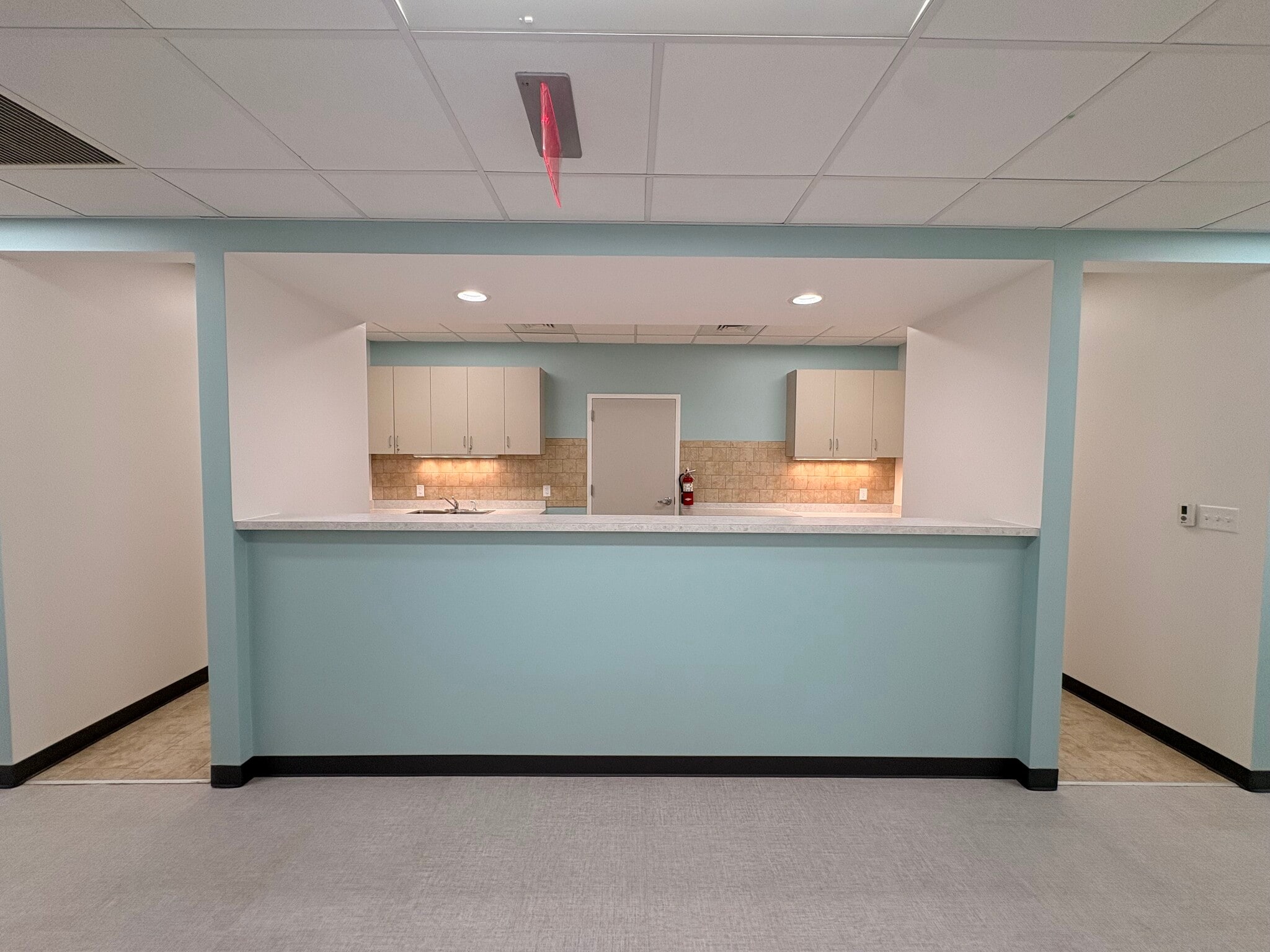 105 SW Cary Pky, Cary, NC à louer Photo intérieure– Image 1 sur 8