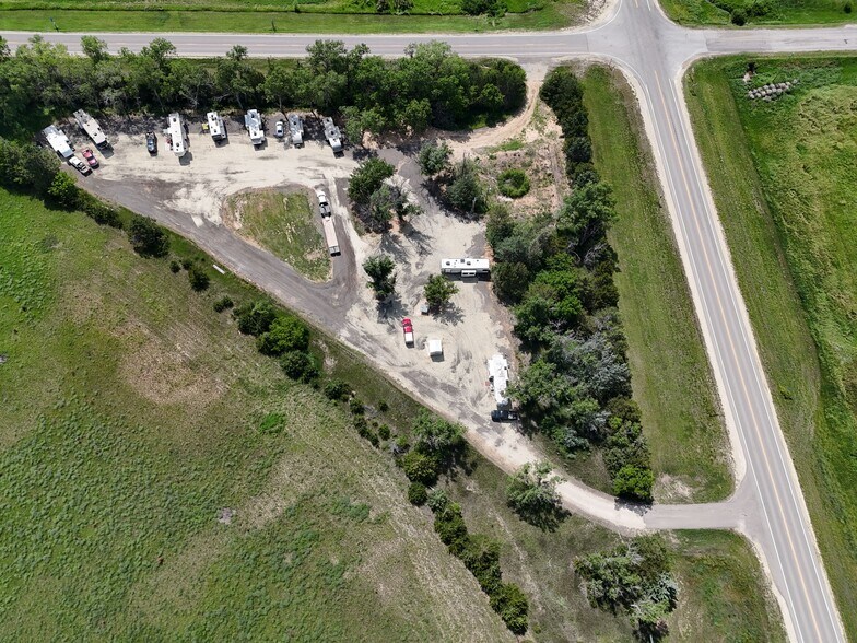 2608 Deer rd, Miltonvale, KS à vendre - Photo de l’immeuble – Image 2 sur 9
