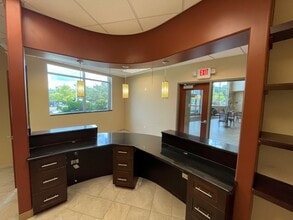 410 E Lincoln Hwy, New Lenox, IL à louer Photo intérieure– Image 2 sur 9