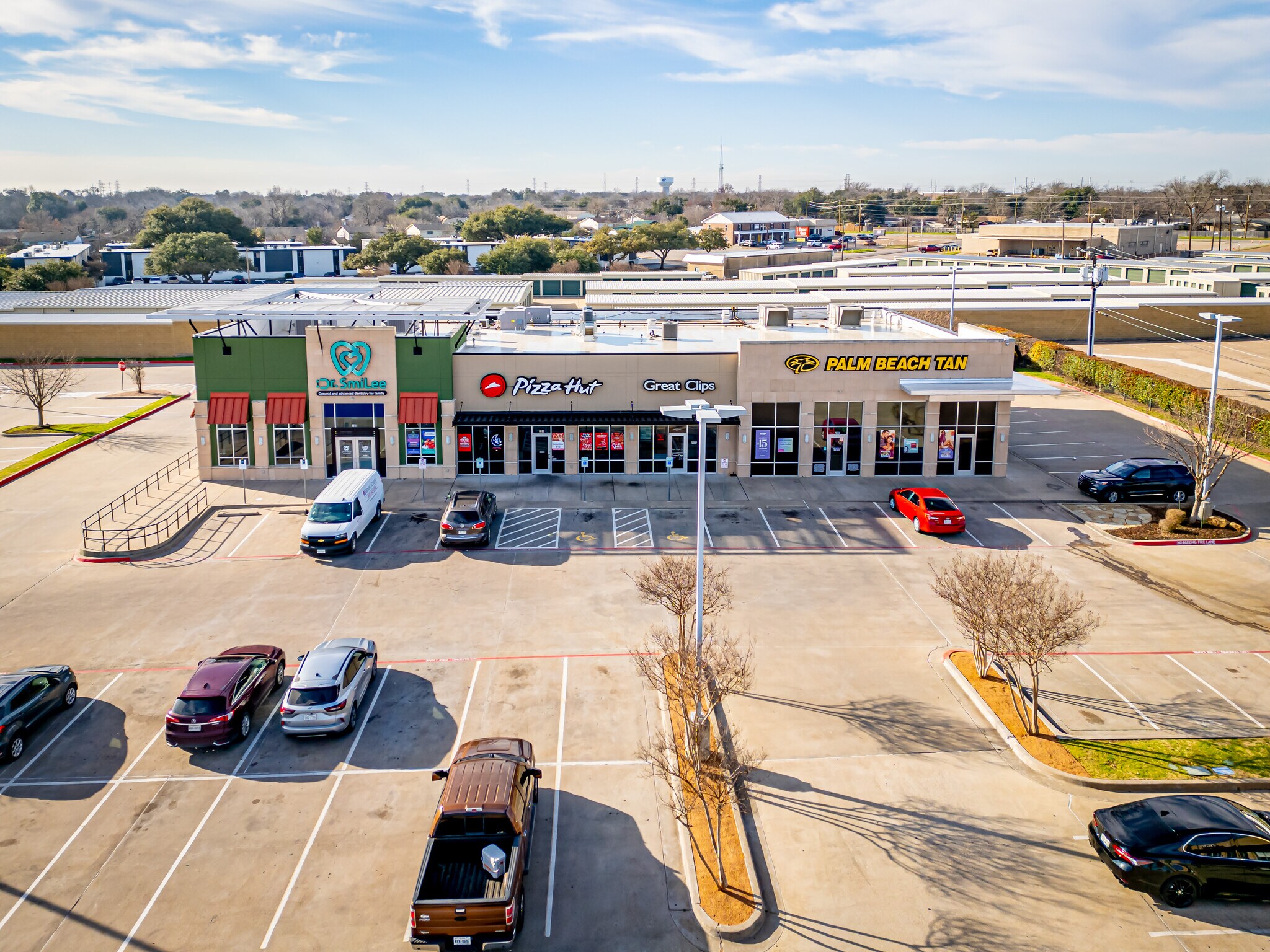 1230 N Valley Mills Dr, Waco, TX à louer Photo de l’immeuble– Image 1 sur 2