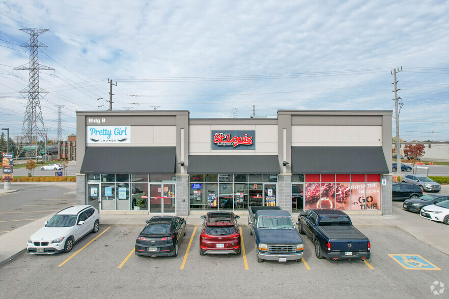 1635 Bayly St, Pickering, ON à louer - Photo de l’immeuble – Image 2 sur 6
