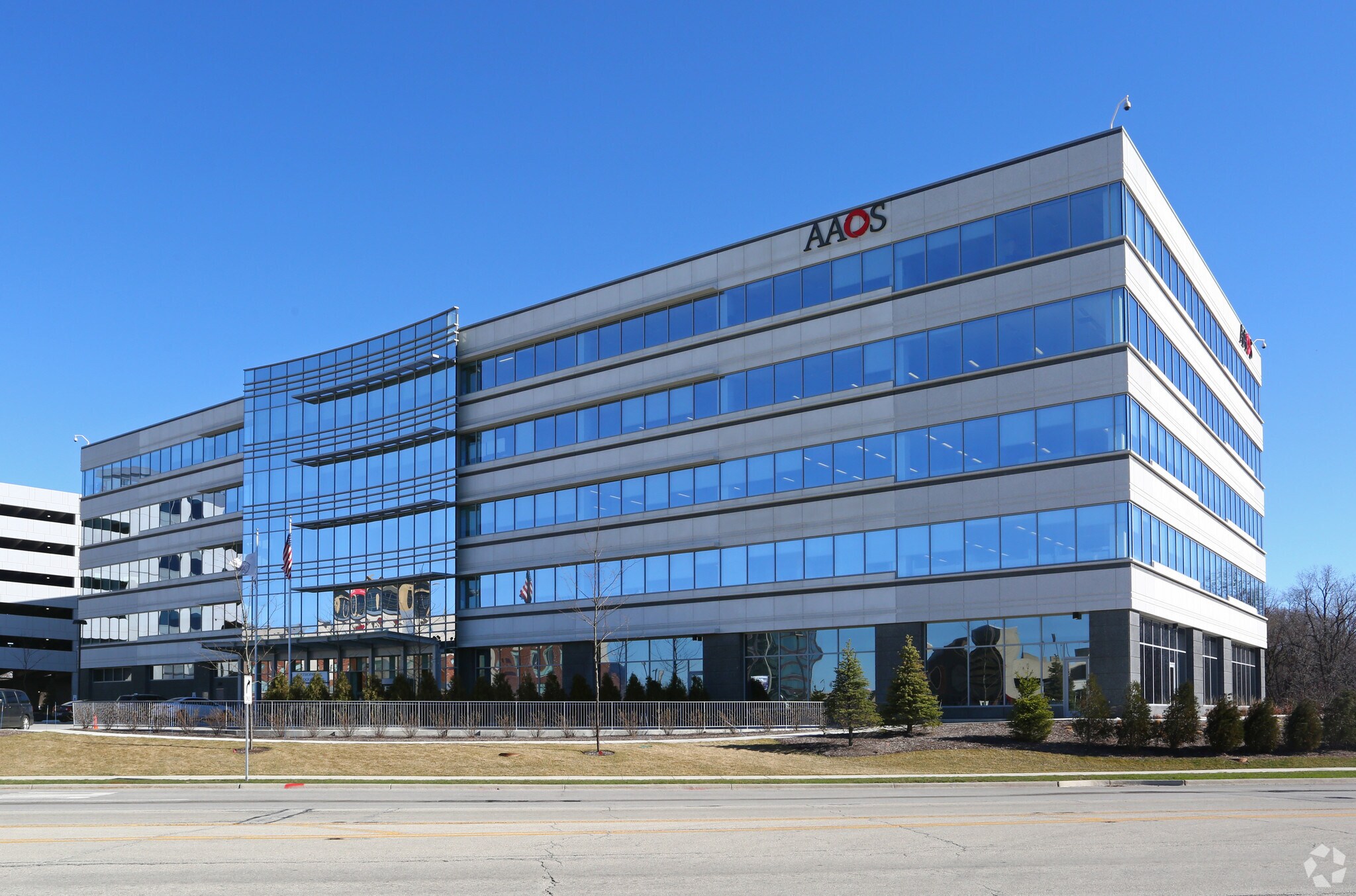 9400 W Higgins Rd, Rosemont, IL à louer Photo principale– Image 1 sur 8