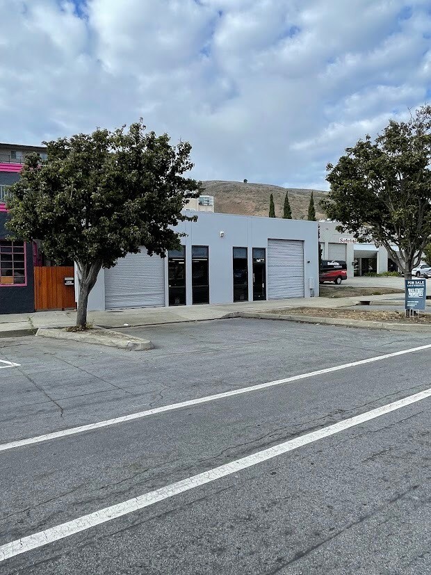 943-945 Airport Blvd, South San Francisco, CA à louer Photo principale– Image 1 sur 10