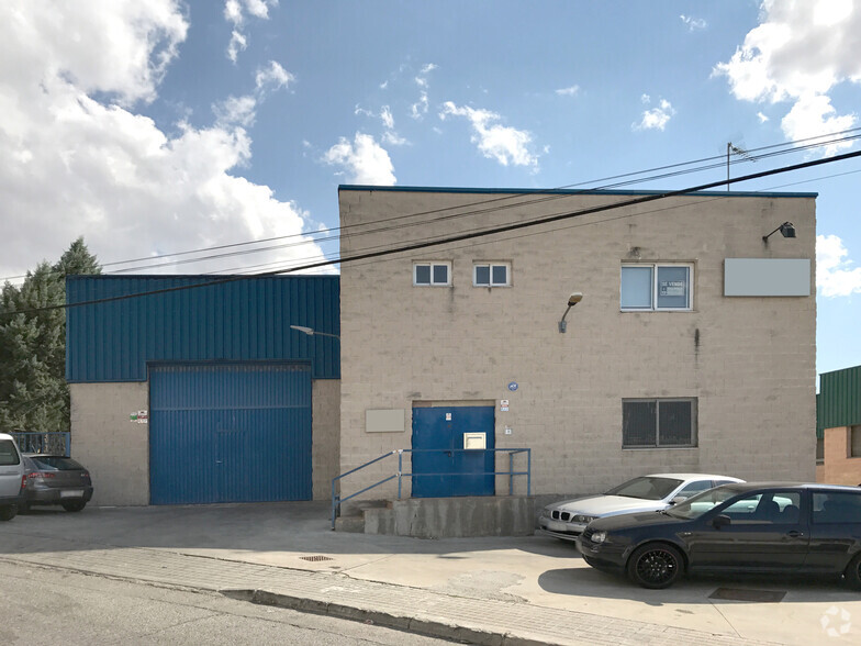 Industriel/Logistique dans Paracuellos de Jarama, Madrid à vendre - Photo de l’immeuble – Image 1 sur 15