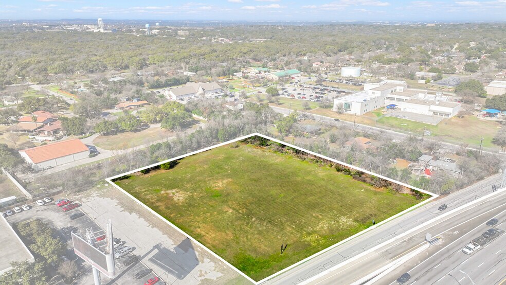 1919 NW Loop 410, San Antonio, TX à vendre - Photo de l’immeuble – Image 3 sur 13
