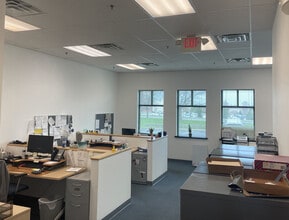 2810-2870 Emrick Blvd, Bethlehem, PA à louer Photo intérieure– Image 2 sur 12