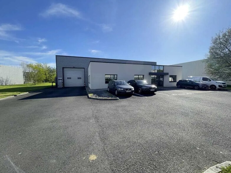 16 Rue Jan Palach, Saint-Herblain à louer - Photo de l’immeuble – Image 1 sur 4