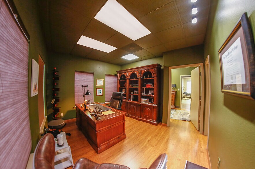 4550 Lamar Ave, Paris, TX à louer - Photo intérieure – Image 3 sur 7