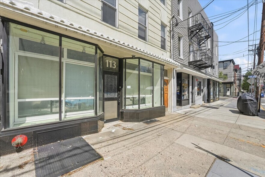 113 Brunswick St, Jersey City, NJ à louer - Photo de l’immeuble – Image 3 sur 22