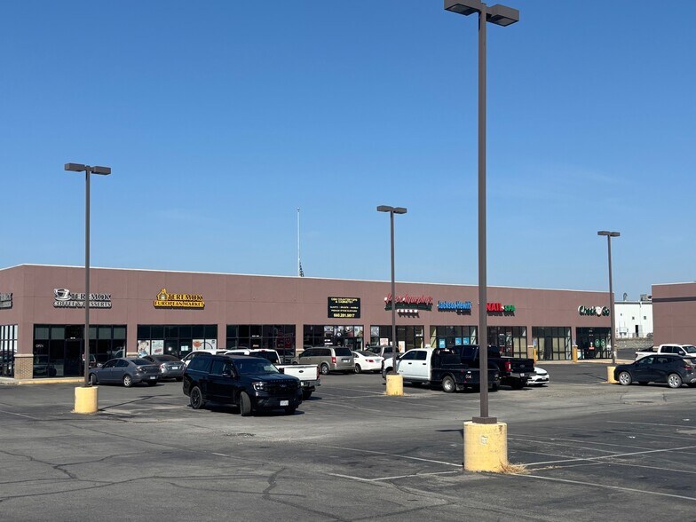 3040 W Broadway Blvd, Sedalia, MO à louer - Photo de l’immeuble – Image 2 sur 15