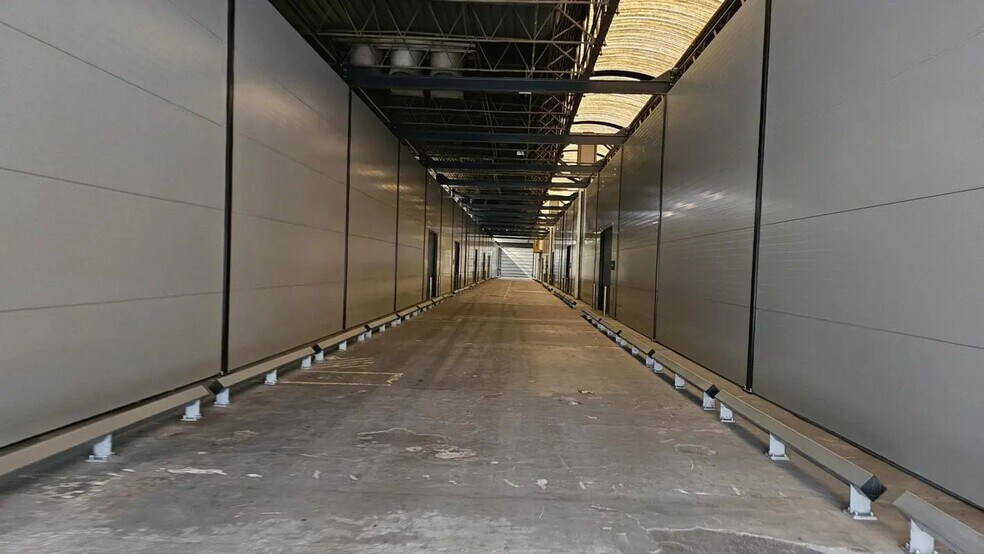 Industriel/Logistique dans Montataire à louer - Photo de l’immeuble – Image 3 sur 3