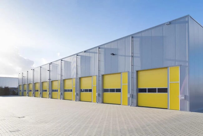 Plus de détails pour 38 Rue Marcel Paul, Tremblay-en-France - Bureau, Industriel/Logistique à louer