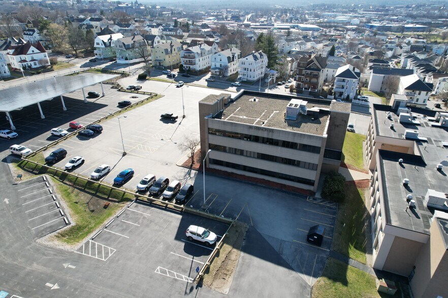 95 Vernon St, Worcester, MA à louer - Aérien – Image 2 sur 9