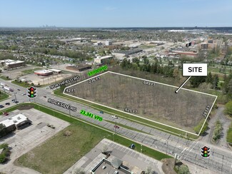 Plus de détails pour Rockside Rd, Bedford, OH - Terrain à louer