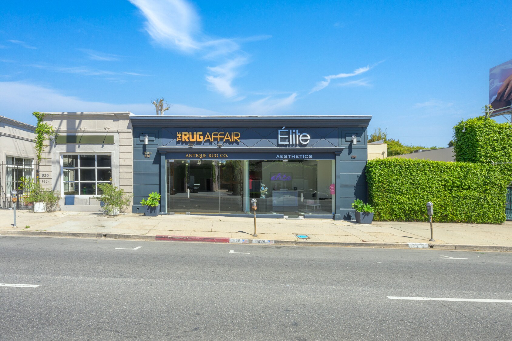 926-928 N La Cienega Blvd, West Hollywood, CA à louer Photo principale– Image 1 sur 10
