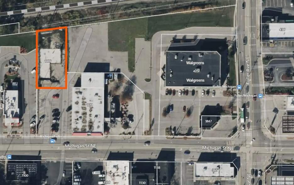 1109 Michigan St NE, Grand Rapids, MI à vendre - Photo principale – Image 1 sur 1