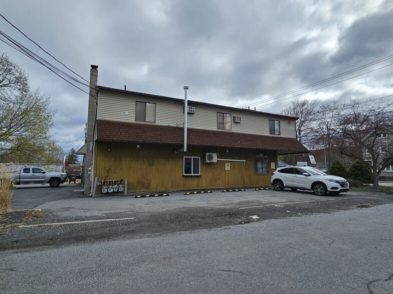 93 Windermere Ave, Greenwood Lake, NY à vendre - Photo de l’immeuble – Image 3 sur 16