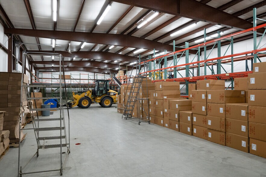 121 Franklin St, Hanson, MA à vendre - Photo de l’immeuble – Image 2 sur 13