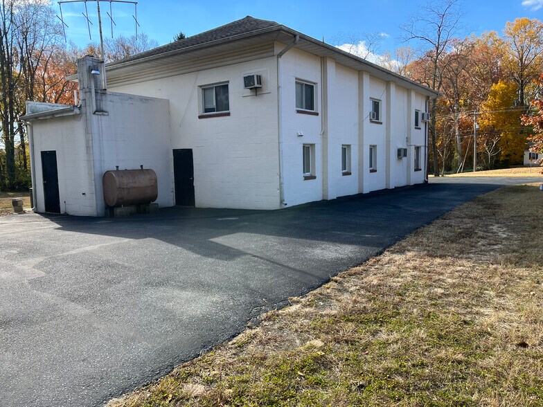 13155 Greensboro Rd, Greensboro, MD à vendre - Photo de l’immeuble – Image 2 sur 7