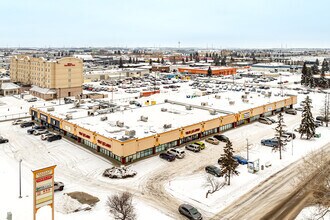 10104-10122 175 St NW, Edmonton, AB - VUE AÉRIENNE  vue de carte