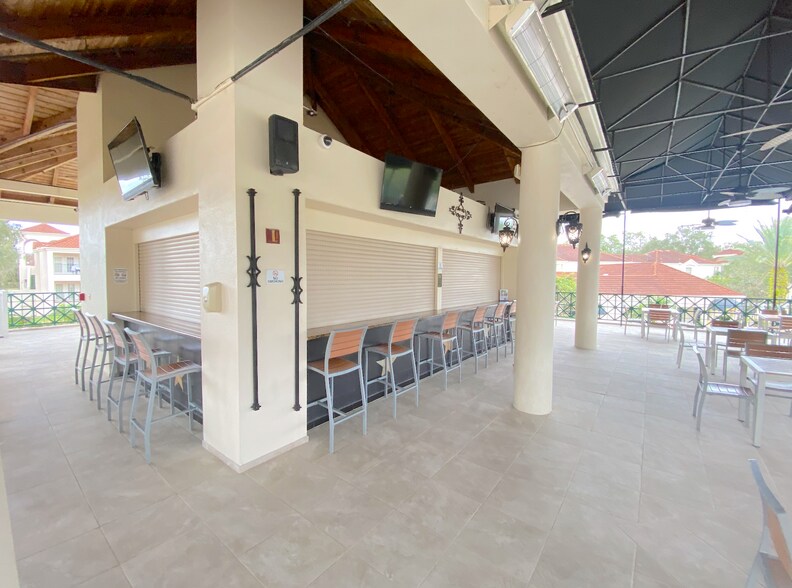 2719 Celebrity Way, Kissimmee, FL à louer - Photo de l’immeuble – Image 2 sur 8