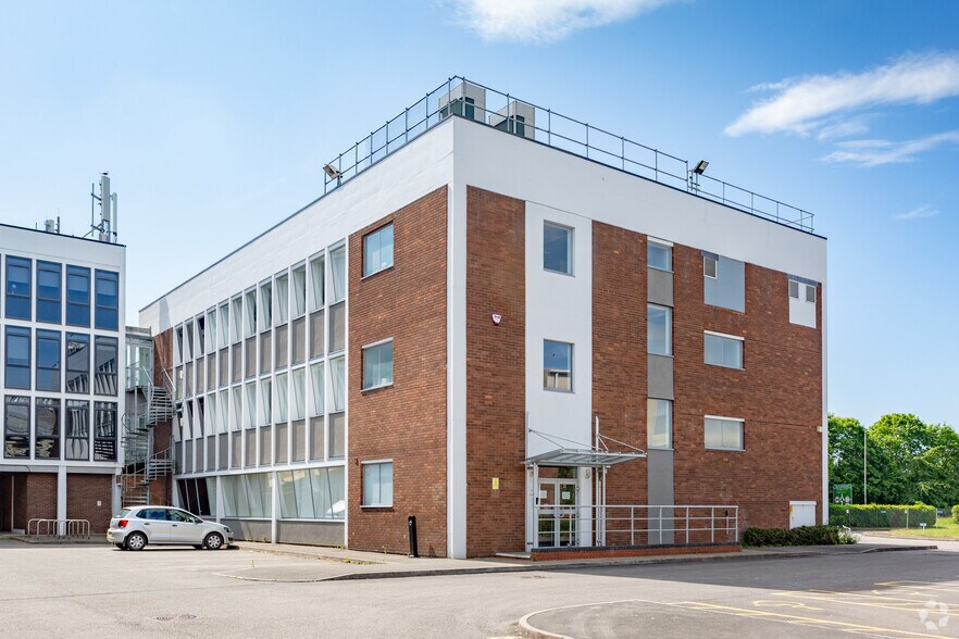 Corinium Ave, Gloucester à louer - Photo de l’immeuble – Image 2 sur 2