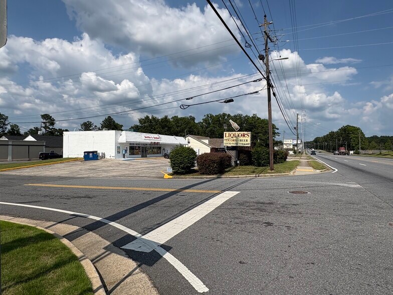 2006 Redmond Cir NW, Rome, GA à vendre - Photo de l’immeuble – Image 3 sur 18