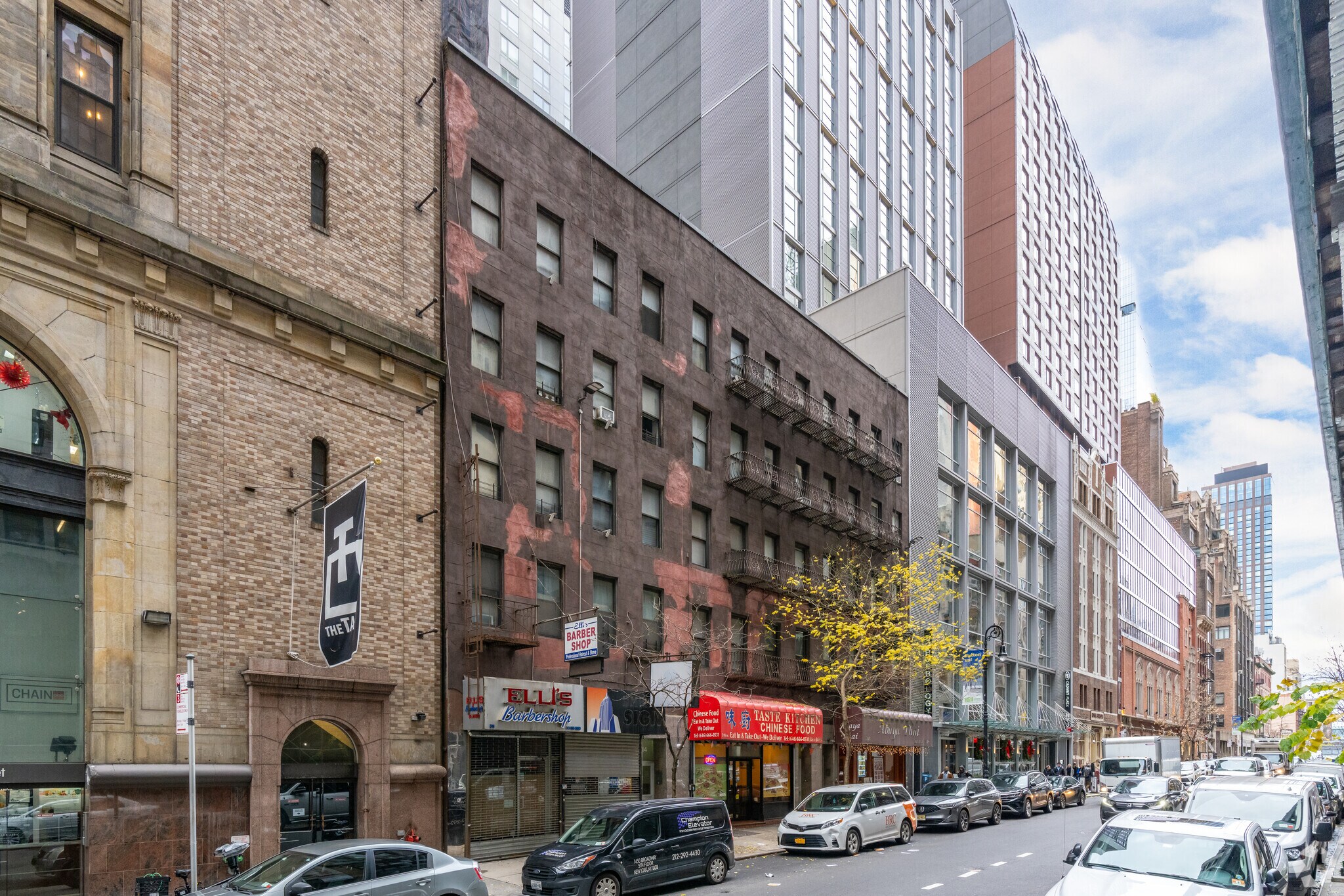 314-318 W 36th St, New York, NY à louer Photo de l’immeuble– Image 1 sur 16