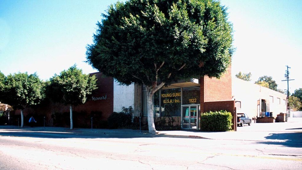 1122 S Alvarado St, Los Angeles, CA à louer - Photo de l’immeuble – Image 1 sur 19