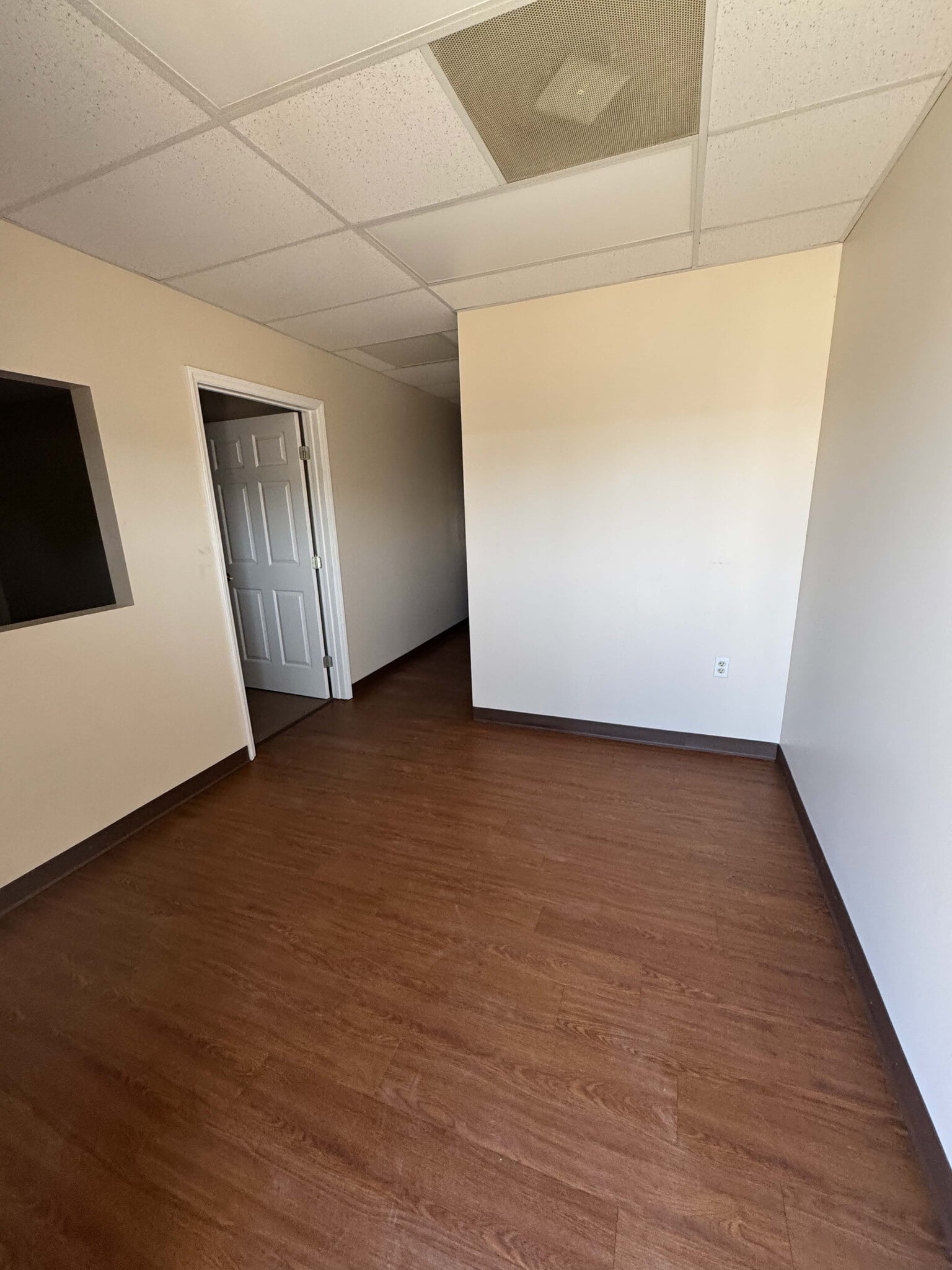 136 Ostwalt Amity Rd, Troutman, NC à louer Photo intérieure– Image 1 sur 7