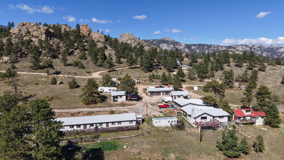 390 Elm Rd, Estes Park, CO à vendre - Aérien – Image 2 sur 41