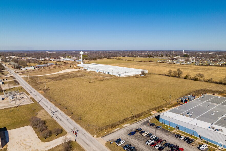 620-630 George St, Marshfield, MO à louer - Aérien – Image 3 sur 11