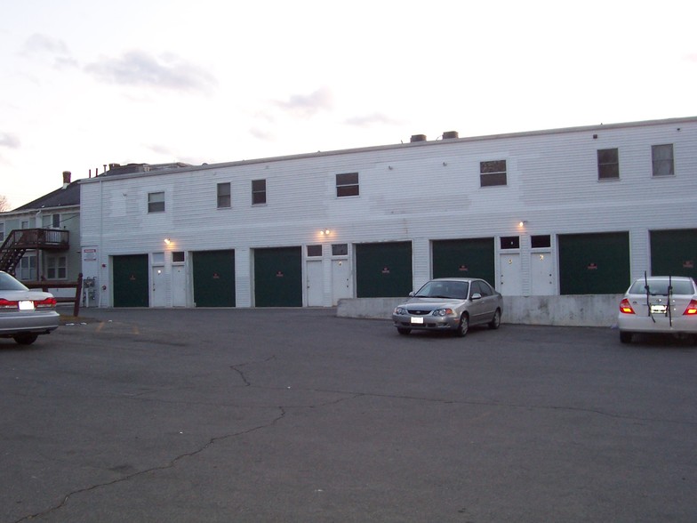 1311 Middlesex St, Lowell, MA à vendre - Photo de l’immeuble – Image 3 sur 7