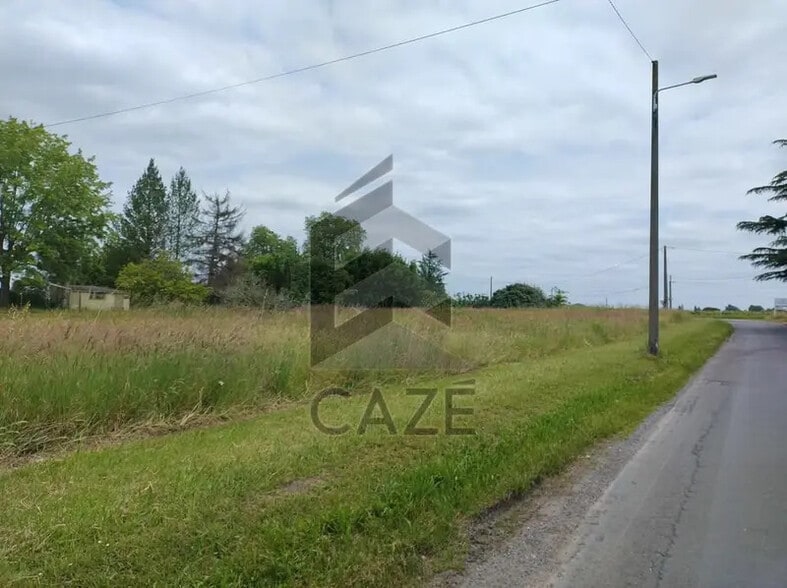 Terrain dans Les Billaux à vendre - Plan de site – Image 3 sur 4