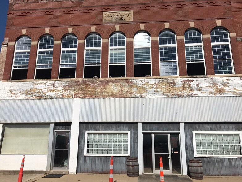 104 N Market St, Gallatin, MO à vendre - Photo de l’immeuble – Image 2 sur 15